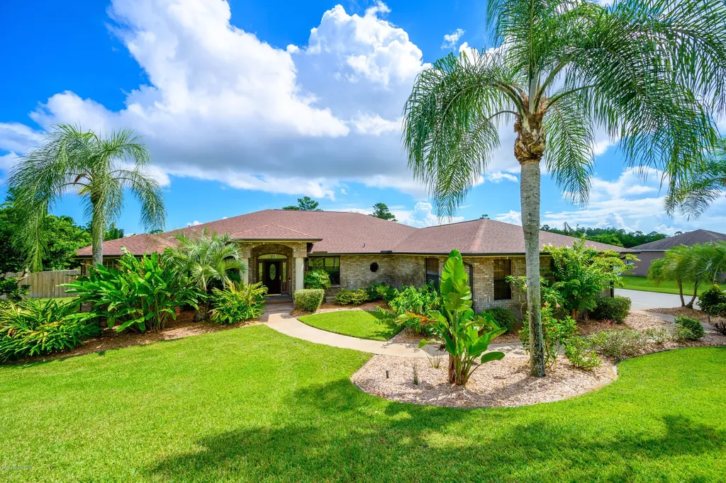 3900 Hunters Ridge Way Titusville FL 32796