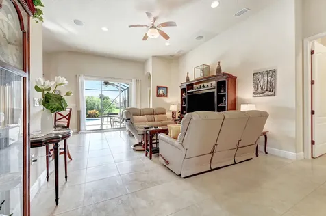 1333 Tralee Bay Avenue Melbourne FL 32940