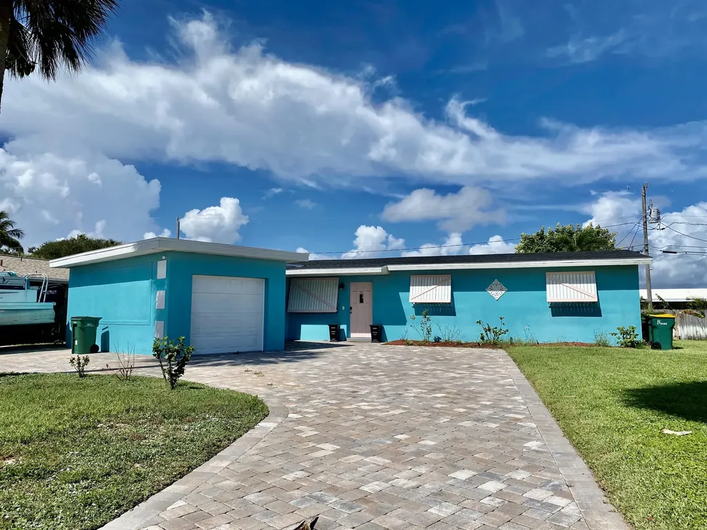 1824 Gulf Court Indialantic FL 32903