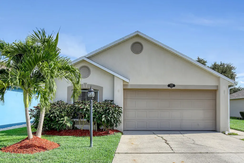 2055 Majestic Pine Court NE Palm Bay FL 32905