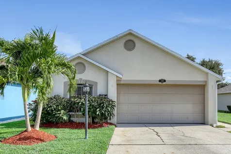 2055 Majestic Pine Court NE Palm Bay FL 32905