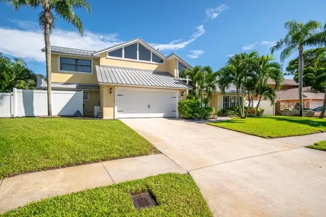 2 Inwood Way Indian Harbour Beach FL 32937