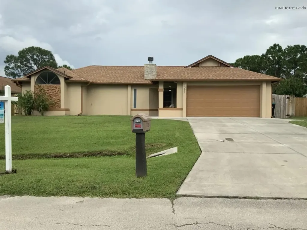 1353 Unter Avenue NW Palm Bay FL 32907