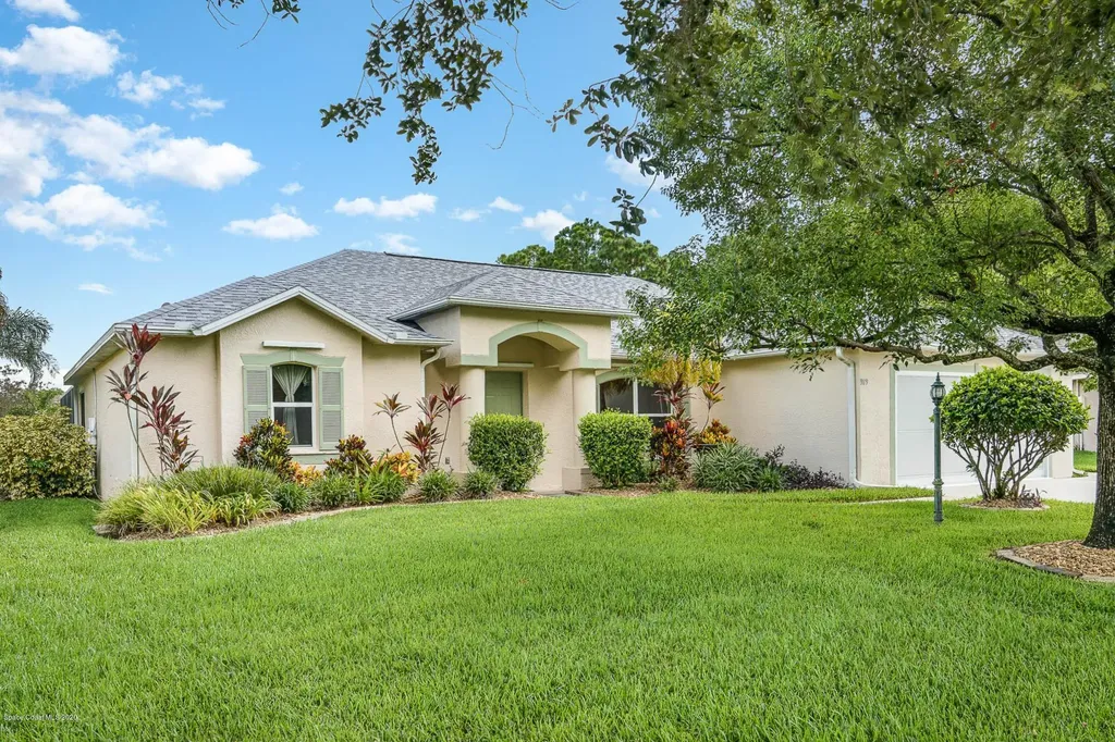 989 Gardenbrook Court SE Palm Bay FL 32909