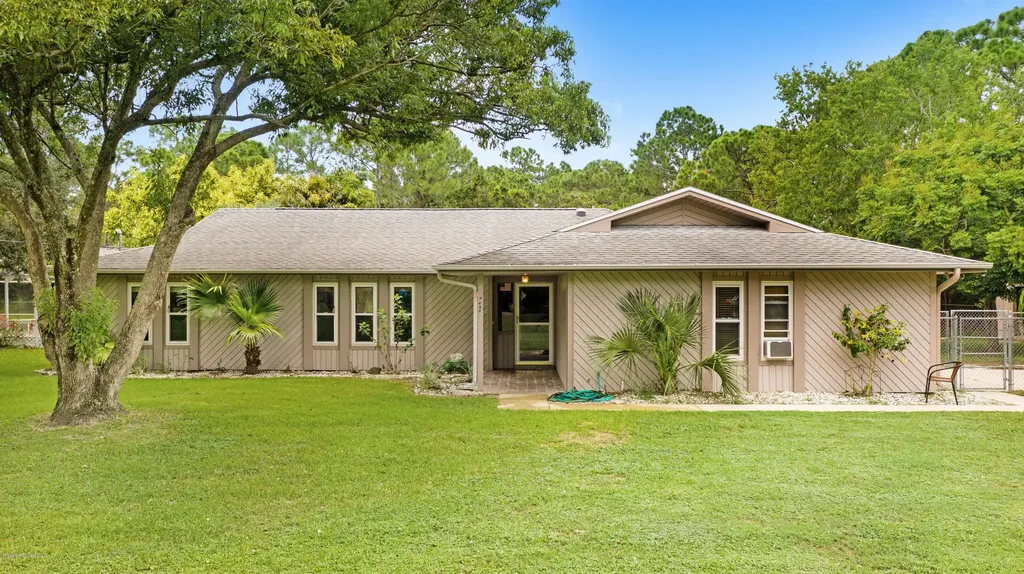 1505 Pinetree Lane NW Palm Bay FL 32907