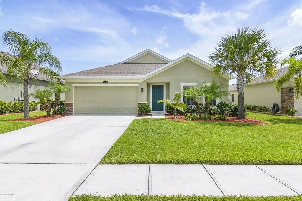 2046 Snapdragon Drive NW Palm Bay FL 32907