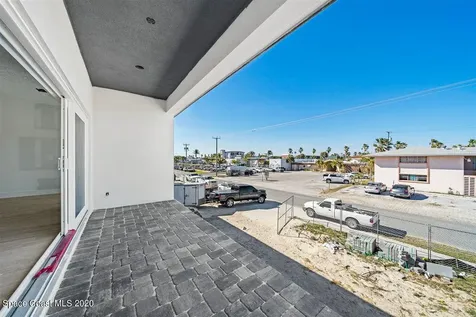 211 6th Avenue Indialantic FL 32903