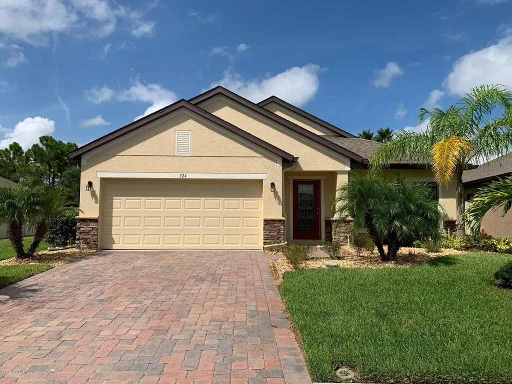 524 Dillard Drive SE Palm Bay FL 32909