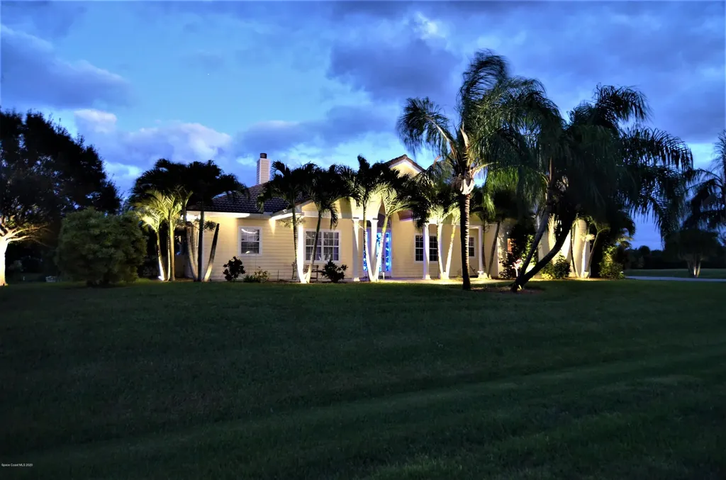 6960 29th Court Vero Beach FL 32967