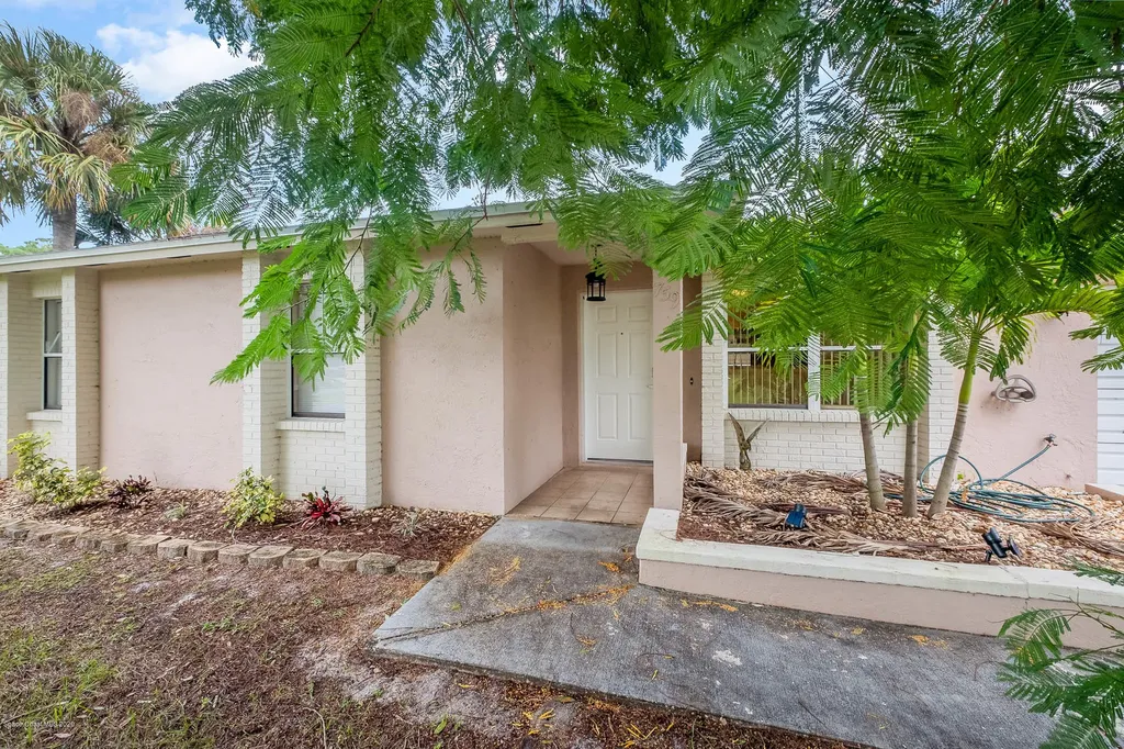 759 Gladys Avenue NW Palm Bay FL 32907