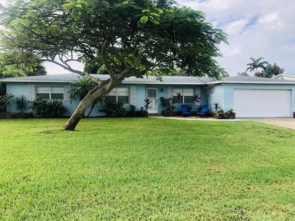 425 Harwood Avenue Satellite Beach FL 32937