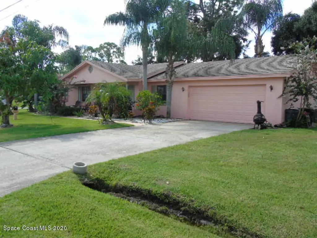 920 Niagara Street NW Palm Bay FL 32907