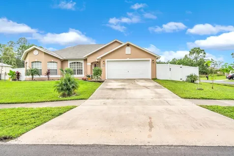 1052 Hutchins Street SE Palm Bay FL 32909