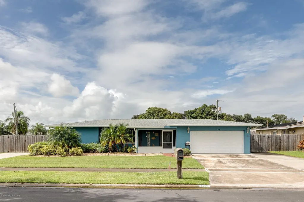 1425 Saturn Street Merritt Island FL 32953