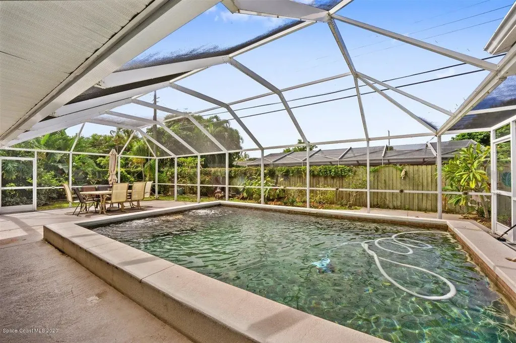 18 Ocean Street Merritt Island FL 32952