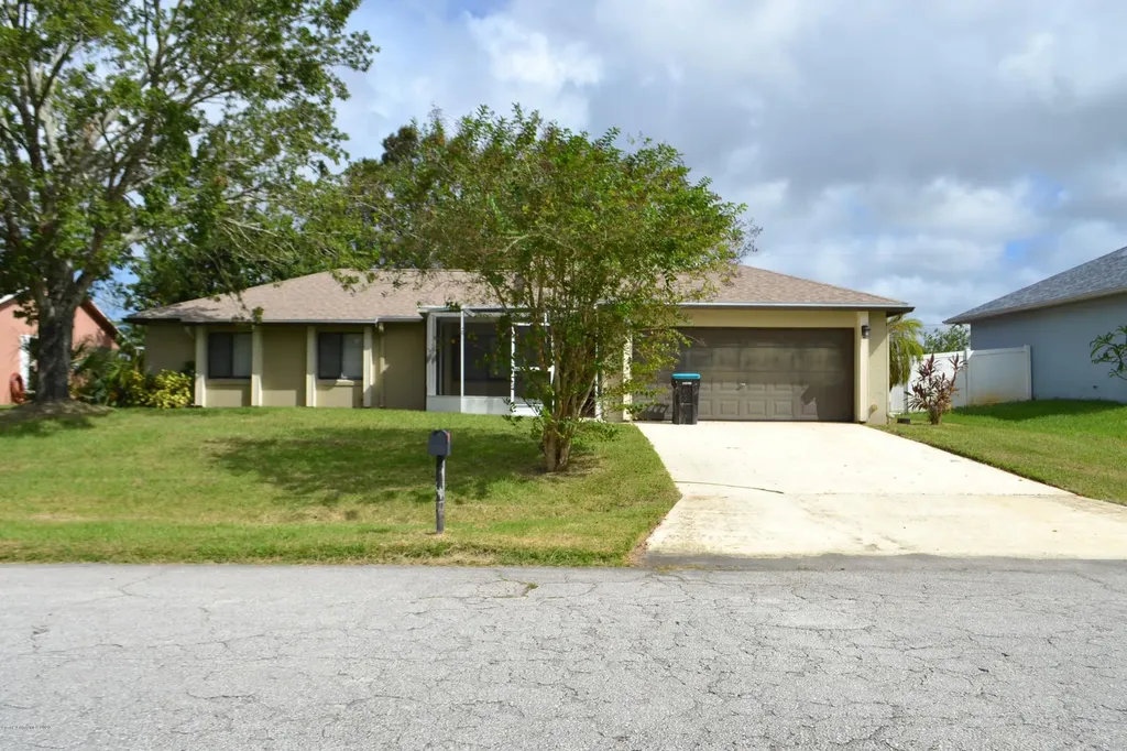 1587 Dallam Avenue NW Palm Bay FL 32907