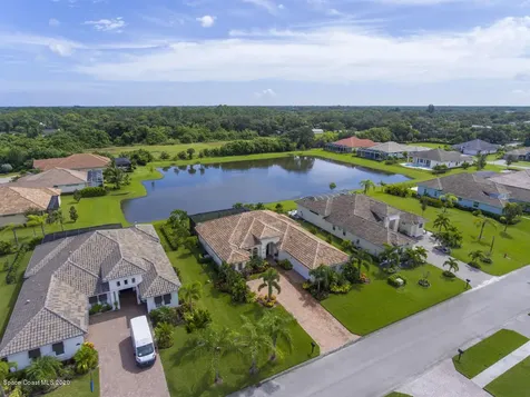 420 Sapphire Way SW Vero Beach FL 32968
