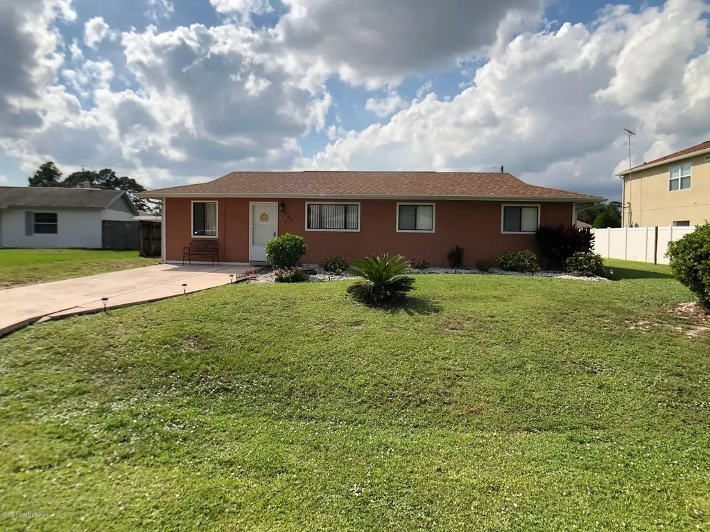 286 Greenway Avenue NE Palm Bay FL 32907