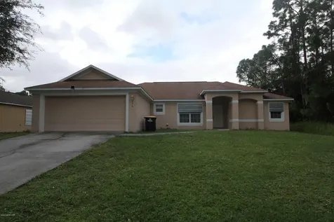 136 Deeyan Avenue NW Palm Bay FL 32907