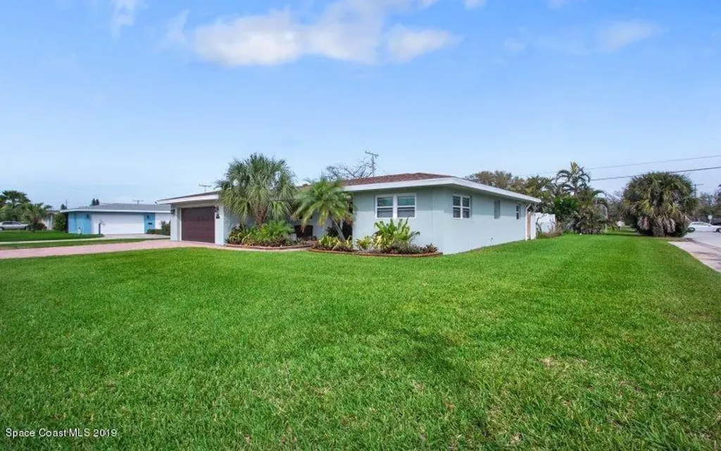 550 Sherwood Avenue Satellite Beach FL 32937