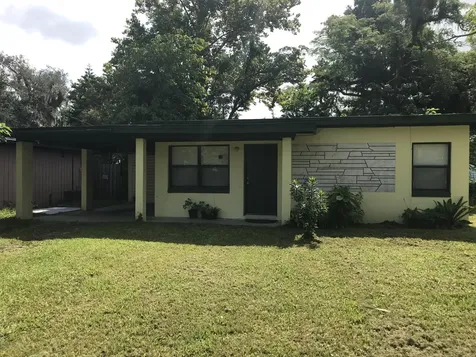 85 N Mantor Avenue Titusville FL 32796