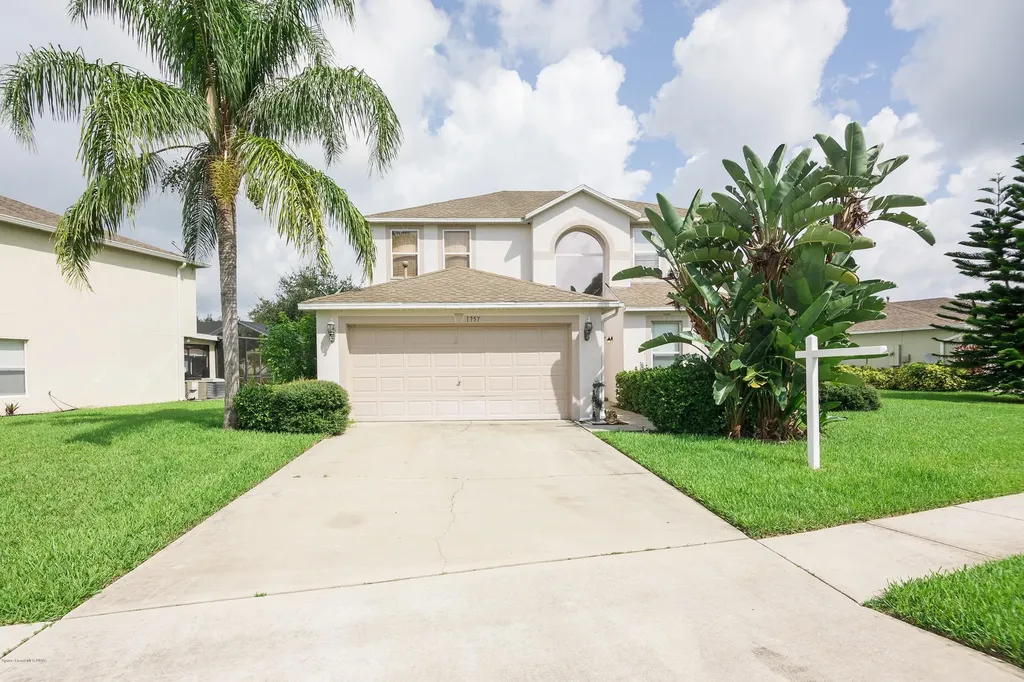 1757 La Maderia Drive SW Palm Bay FL 32908