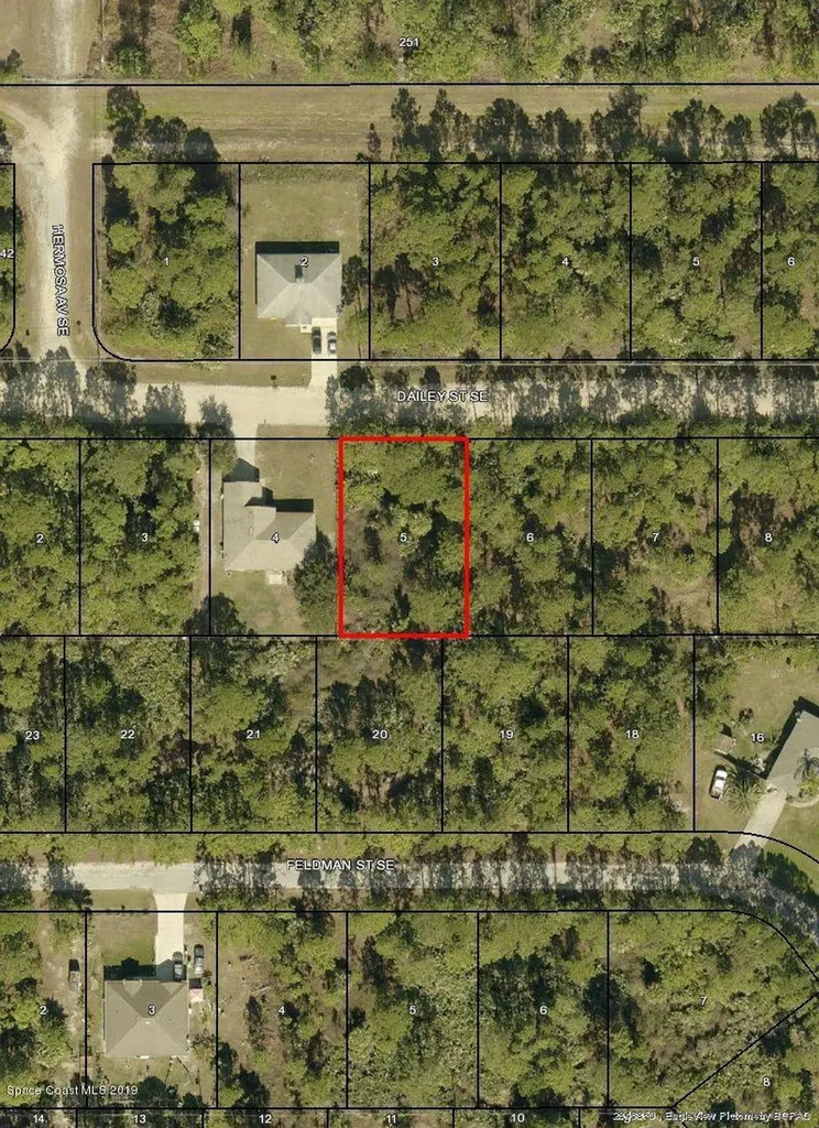 324 Dailey Street SE Palm Bay FL 32909