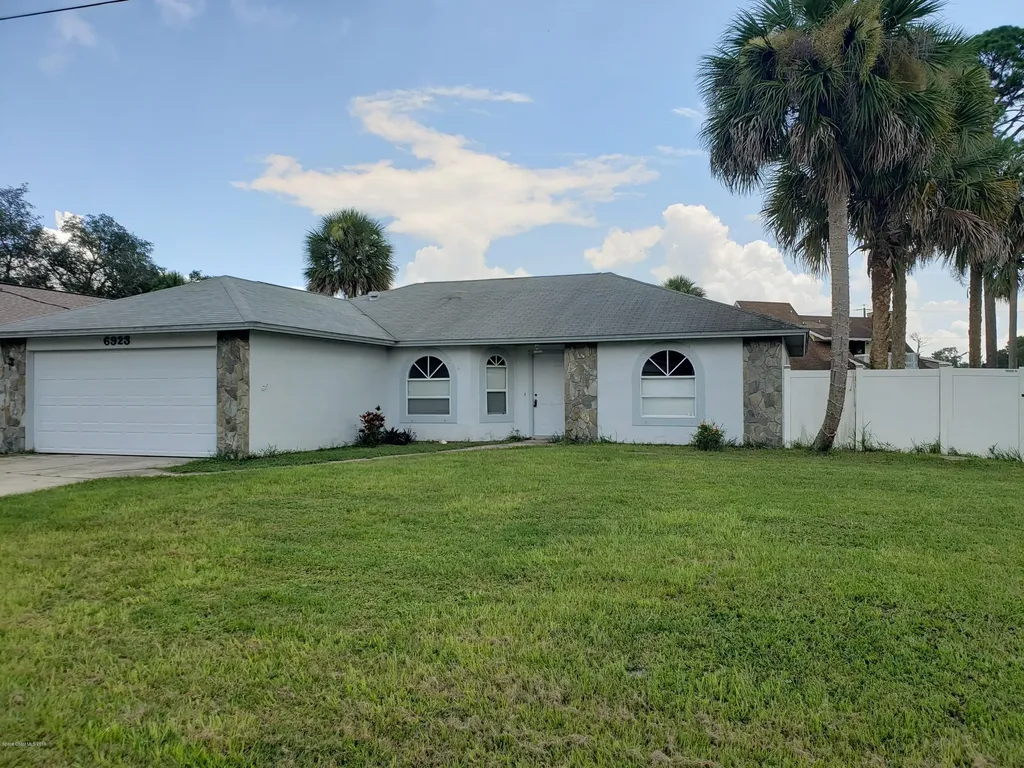 6923 Carlowe Avenue Cocoa FL 32927