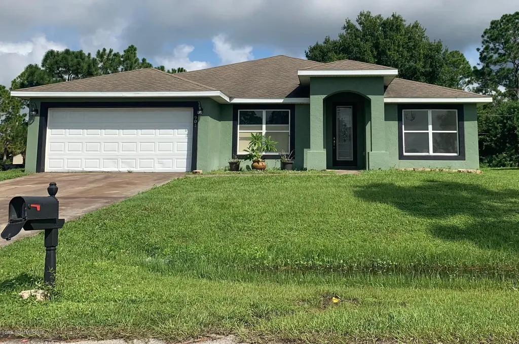 901 Tolson Street SE Palm Bay FL 32909