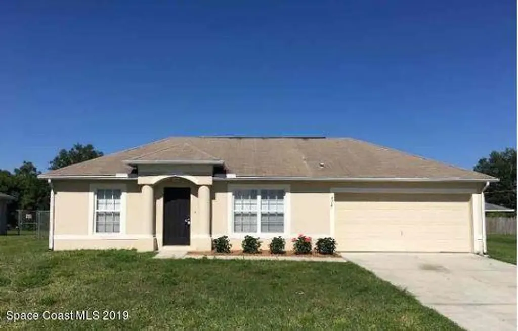 474 Harvey Avenue NE Palm Bay FL 32907