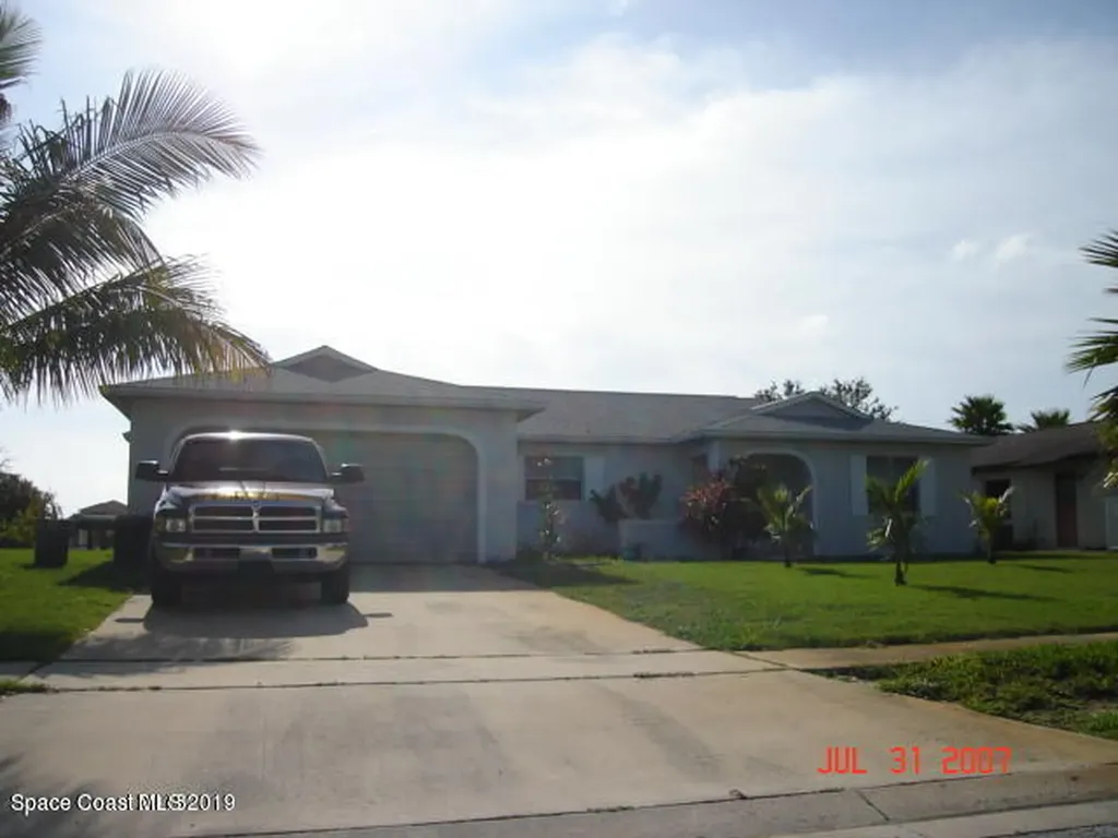 2165 Porpoise Street Merritt Island FL 32952