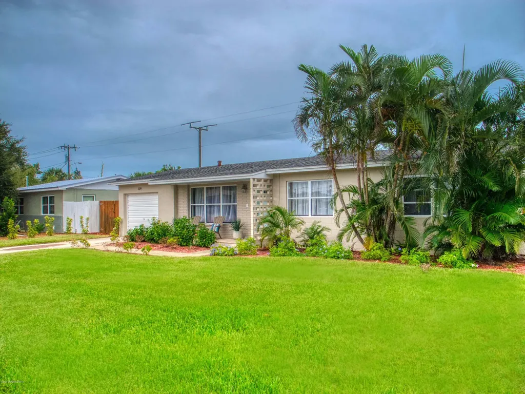 220 Melaleuca Drive Satellite Beach FL 32937