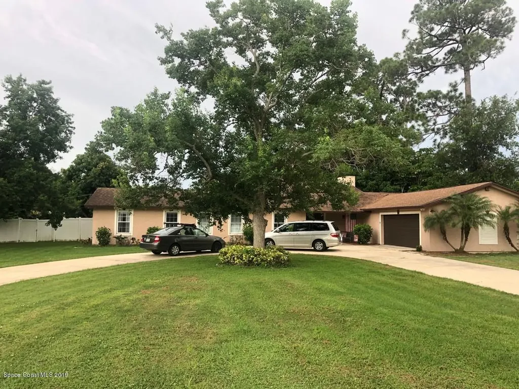 525 Hidden Creek Drive Merritt Island FL 32952