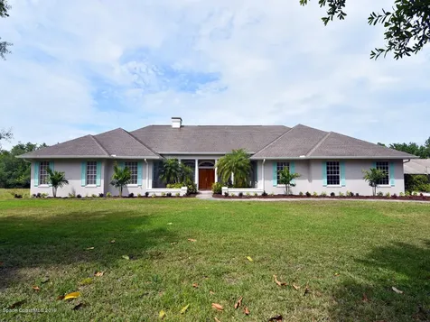 86 Blue Island Street Sebastian FL 32958