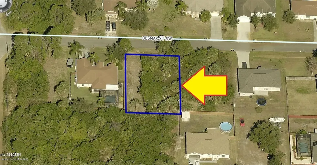 580 Olsmar Street SW Palm Bay FL 32908