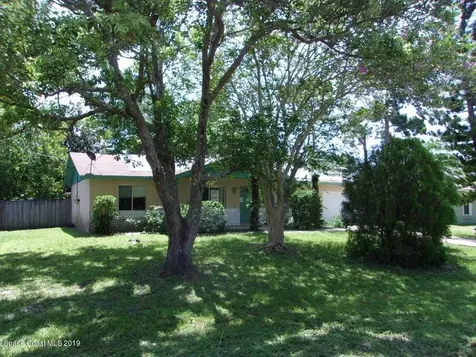 575 Escobar Avenue NW Palm Bay FL 32907