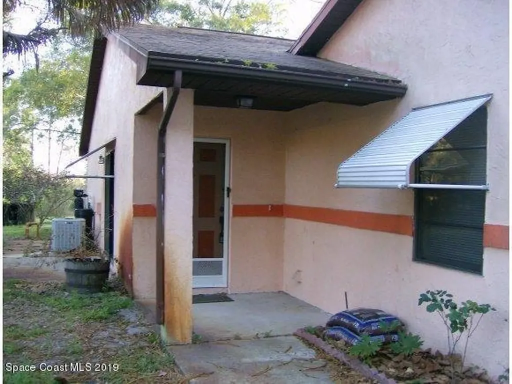 641 Oakwood Place Titusville FL 32780