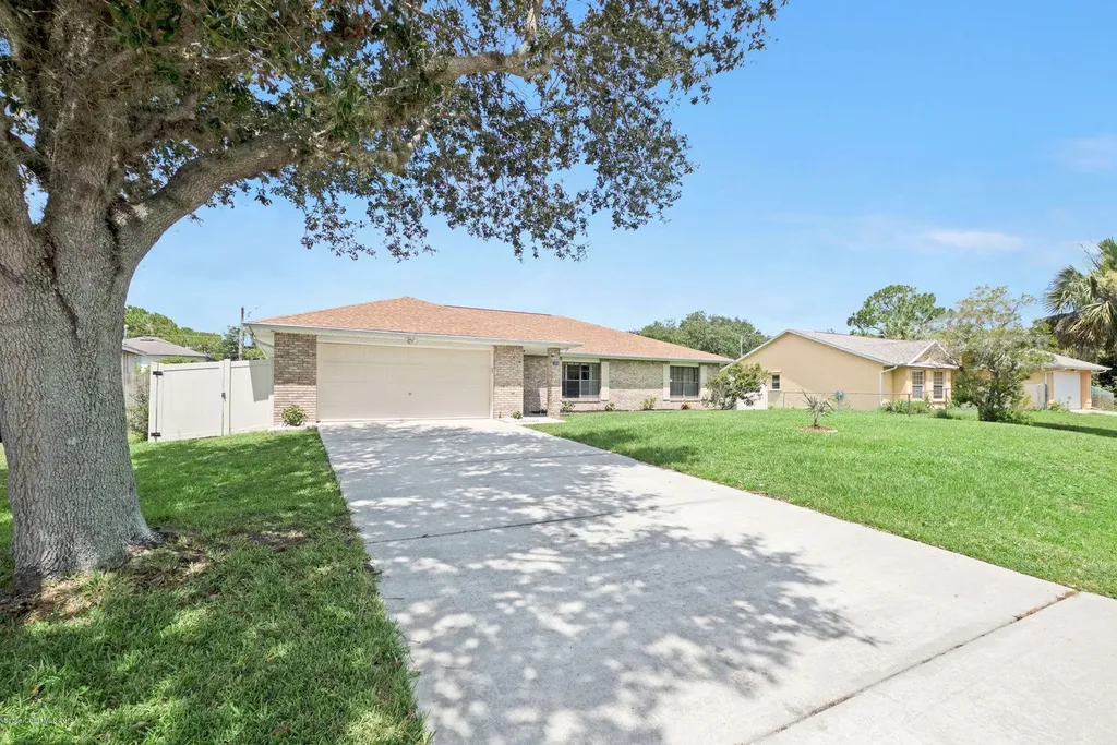 1508 Cass Avenue NW Palm Bay FL 32907