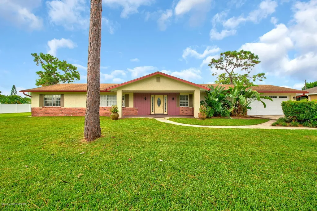 737 Brevity Avenue NE Palm Bay FL 32905