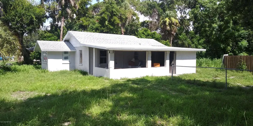 1106 English Street Titusville FL 32796