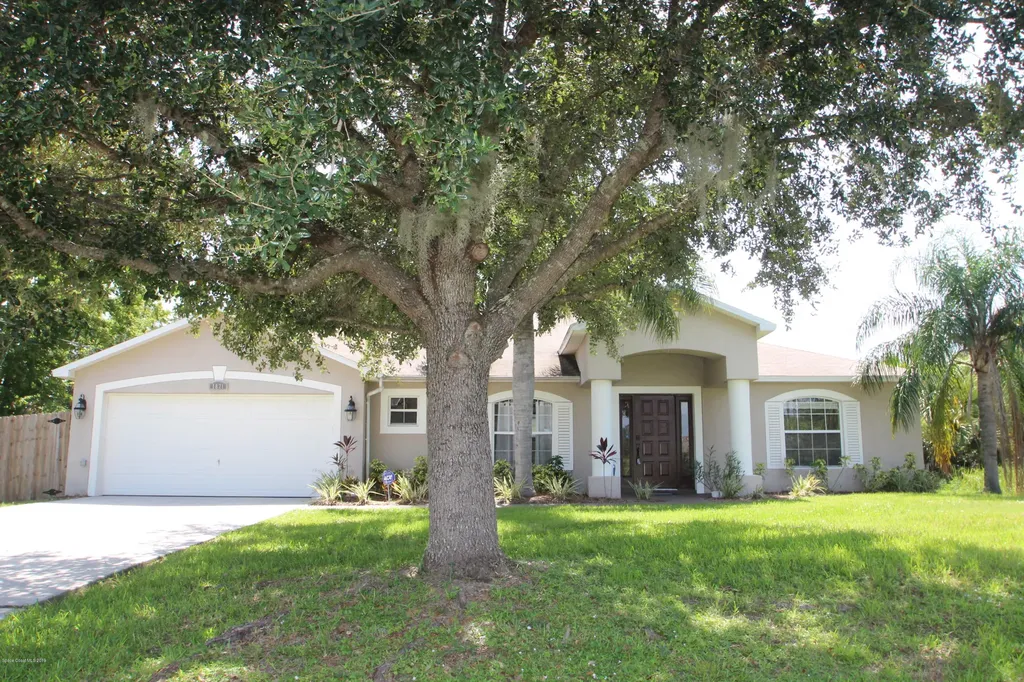 1821 Hallendale Avenue SW Palm Bay FL 32908