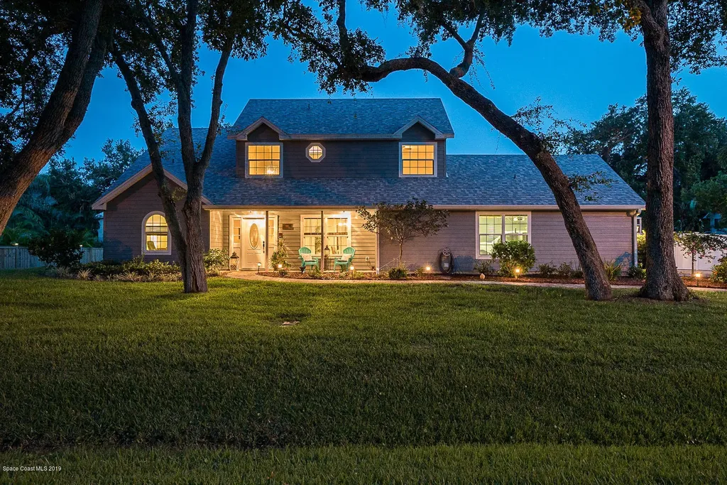 649 Iroquois Street Merritt Island FL 32952