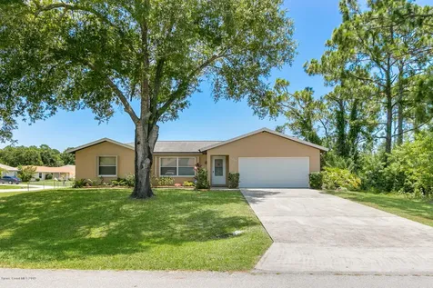 1047 Big Horn Circle NW Palm Bay FL 32907