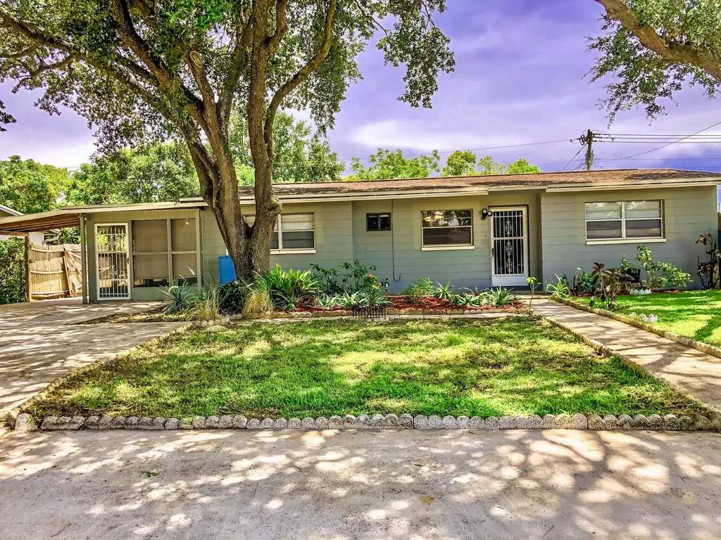 4475 Shaw Avenue Titusville FL 32780