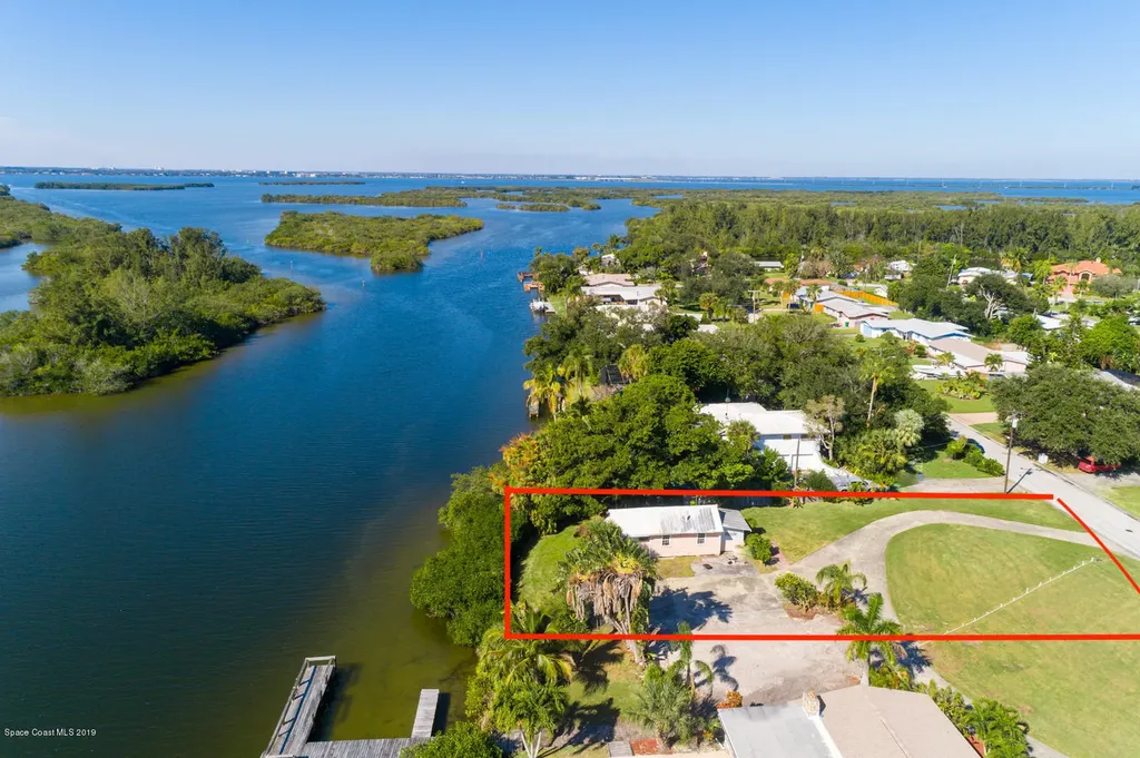 758 Nassau Road Cocoa Beach FL 32931