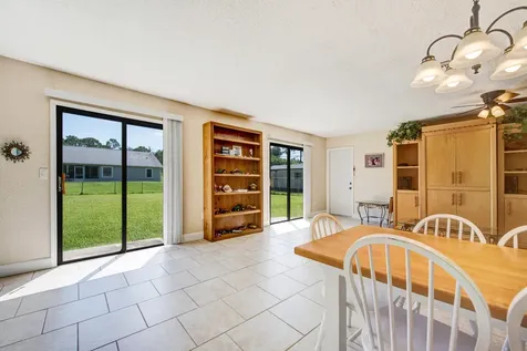 1541 Rushmore Avenue SE Palm Bay FL 32909
