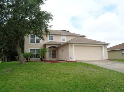 204 Fanfare Avenue NE Palm Bay FL 32907