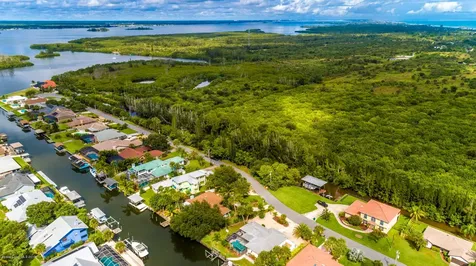 393 Nikomas Way Melbourne Beach FL 32951