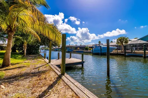 393 Nikomas Way Melbourne Beach FL 32951