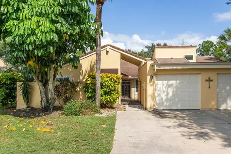 147 Eton Circle Melbourne FL 32940